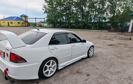 Toyota Altezza, 2001 год, 1 900 000 рублей, 21 фотография