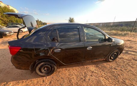 Renault Logan II, 2016 год, 650 000 рублей, 6 фотография