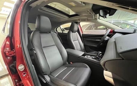 Mazda 3, 2022 год, 1 820 000 рублей, 18 фотография