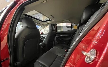 Mazda 3, 2022 год, 1 820 000 рублей, 20 фотография