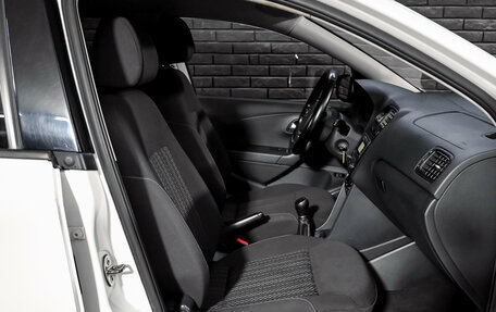 Volkswagen Polo VI (EU Market), 2015 год, 830 000 рублей, 11 фотография