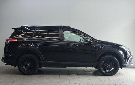 Toyota RAV4, 2018 год, 3 130 000 рублей, 4 фотография