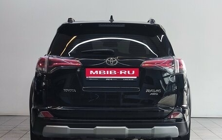 Toyota RAV4, 2018 год, 3 130 000 рублей, 6 фотография