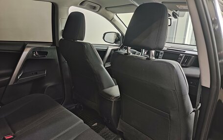 Toyota RAV4, 2018 год, 3 130 000 рублей, 23 фотография