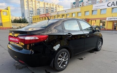 KIA Rio III рестайлинг, 2011 год, 900 000 рублей, 2 фотография