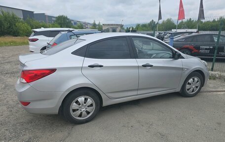 Hyundai Solaris II рестайлинг, 2014 год, 958 000 рублей, 3 фотография