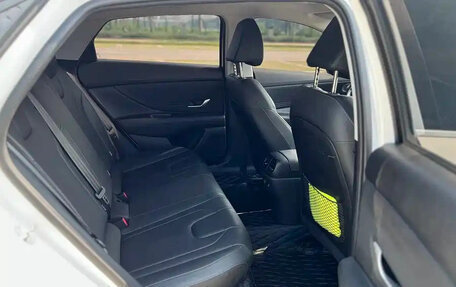Hyundai Elantra, 2024 год, 1 285 000 рублей, 10 фотография