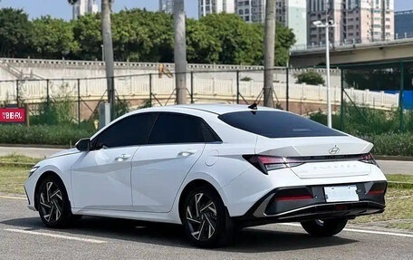 Hyundai Elantra, 2024 год, 1 285 000 рублей, 4 фотография