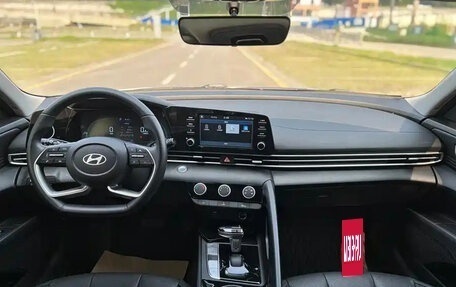 Hyundai Elantra, 2024 год, 1 285 000 рублей, 11 фотография