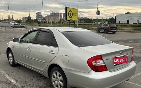 Toyota Camry V40, 2003 год, 620 000 рублей, 1 фотография