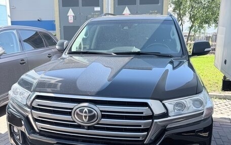 Toyota Land Cruiser 200, 2021 год, 5 300 000 рублей, 1 фотография