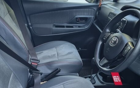 Toyota Vitz, 2018 год, 1 150 000 рублей, 17 фотография