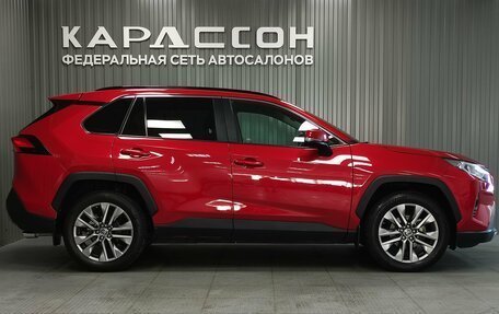 Toyota RAV4, 2021 год, 3 450 000 рублей, 6 фотография