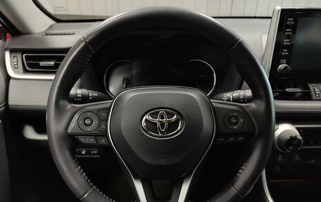 Toyota RAV4, 2021 год, 3 450 000 рублей, 7 фотография
