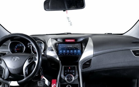 Hyundai Elantra V, 2012 год, 850 000 рублей, 13 фотография