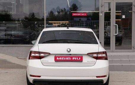 Skoda Superb III рестайлинг, 2018 год, 2 270 000 рублей, 6 фотография