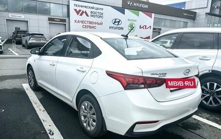 Hyundai Solaris II рестайлинг, 2018 год, 1 235 000 рублей, 3 фотография