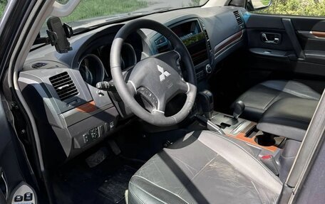 Mitsubishi Pajero IV, 2006 год, 1 350 000 рублей, 9 фотография