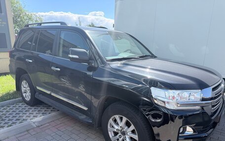 Toyota Land Cruiser 200, 2021 год, 5 300 000 рублей, 3 фотография