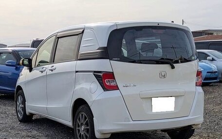 Honda Freed I, 2015 год, 880 000 рублей, 7 фотография