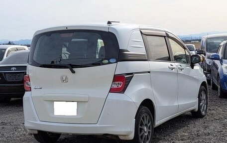 Honda Freed I, 2015 год, 880 000 рублей, 5 фотография