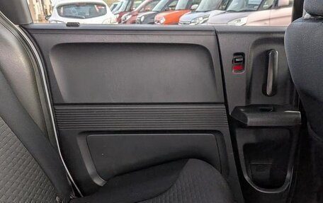 Honda Freed I, 2015 год, 880 000 рублей, 12 фотография