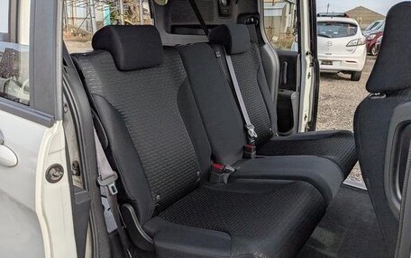 Honda Freed I, 2015 год, 880 000 рублей, 10 фотография