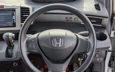 Honda Freed I, 2015 год, 880 000 рублей, 19 фотография