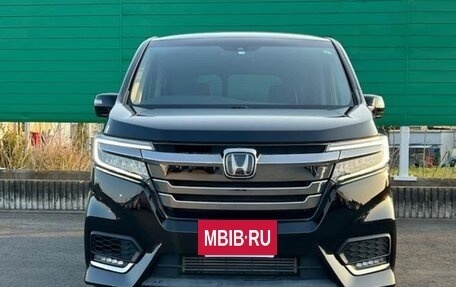 Honda Stepwgn IV, 2019 год, 1 650 000 рублей, 2 фотография
