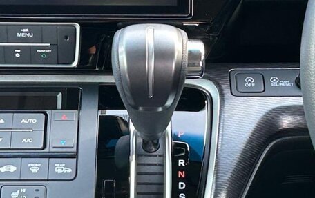 Honda Stepwgn IV, 2019 год, 1 650 000 рублей, 28 фотография