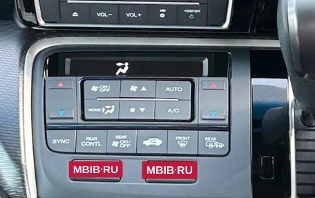 Honda Stepwgn IV, 2019 год, 1 650 000 рублей, 27 фотография