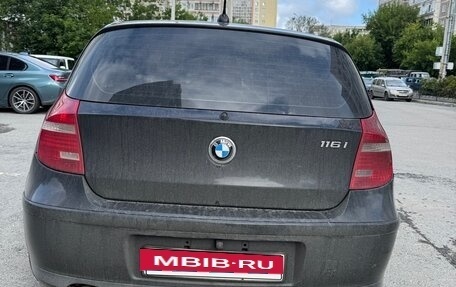 BMW 1 серия, 2010 год, 550 000 рублей, 3 фотография