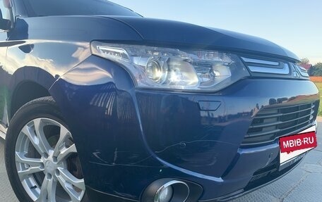Mitsubishi Outlander III рестайлинг 3, 2013 год, 1 200 000 рублей, 3 фотография