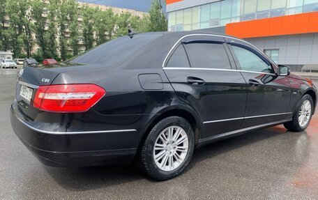 Mercedes-Benz E-Класс, 2010 год, 1 350 000 рублей, 8 фотография