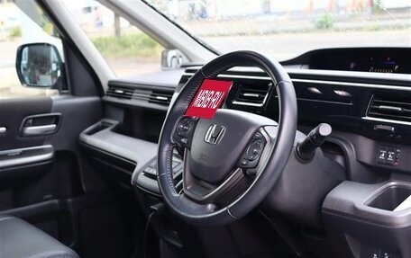 Honda Stepwgn IV, 2021 год, 1 998 000 рублей, 12 фотография