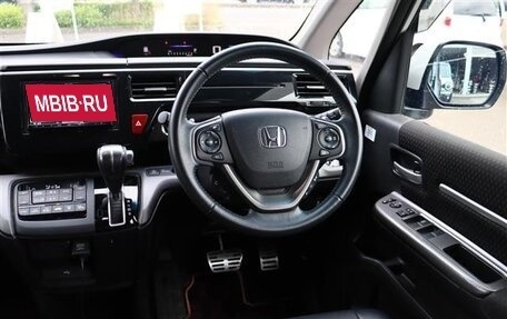 Honda Stepwgn IV, 2021 год, 1 998 000 рублей, 29 фотография