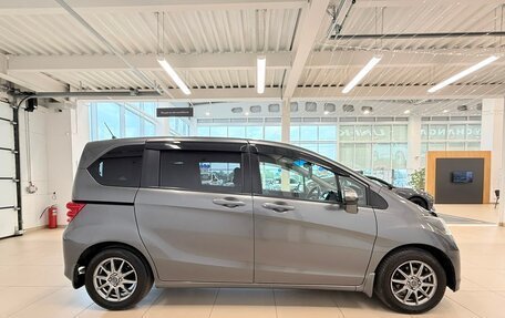 Honda Freed I, 2011 год, 1 149 000 рублей, 6 фотография