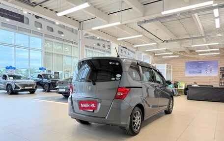 Honda Freed I, 2011 год, 1 149 000 рублей, 5 фотография