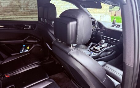 Porsche Cayenne III, 2020 год, 6 500 000 рублей, 10 фотография