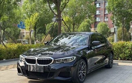 BMW 3 серия, 2022 год, 2 600 000 рублей, 1 фотография
