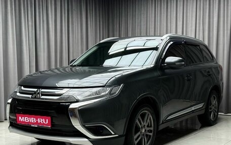 Mitsubishi Outlander III рестайлинг 3, 2015 год, 1 499 000 рублей, 1 фотография
