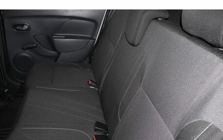 Renault Logan II, 2019 год, 899 000 рублей, 7 фотография