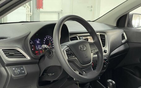 Hyundai Solaris II рестайлинг, 2021 год, 1 469 000 рублей, 8 фотография