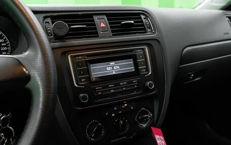 Volkswagen Jetta VI, 2014 год, 1 128 000 рублей, 17 фотография