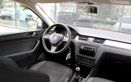 Skoda Rapid I, 2015 год, 814 000 рублей, 9 фотография