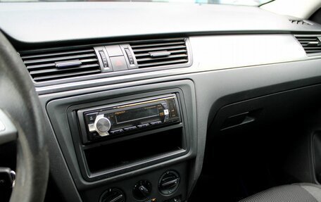 Skoda Rapid I, 2015 год, 814 000 рублей, 12 фотография
