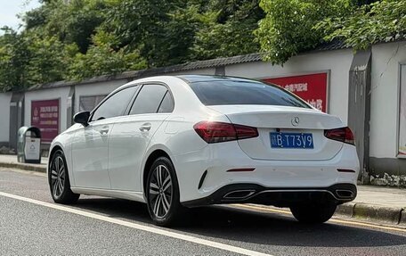 Mercedes-Benz A-Класс, 2022 год, 1 580 000 рублей, 6 фотография