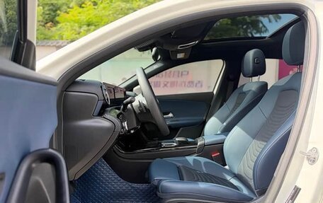 Mercedes-Benz A-Класс, 2022 год, 1 580 000 рублей, 9 фотография