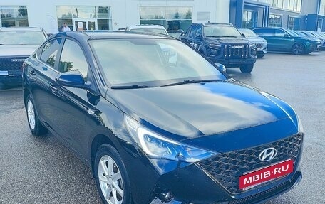 Hyundai Solaris II рестайлинг, 2021 год, 1 558 000 рублей, 2 фотография