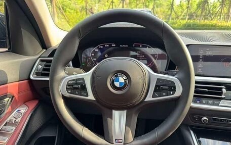 BMW 3 серия, 2022 год, 2 600 000 рублей, 16 фотография